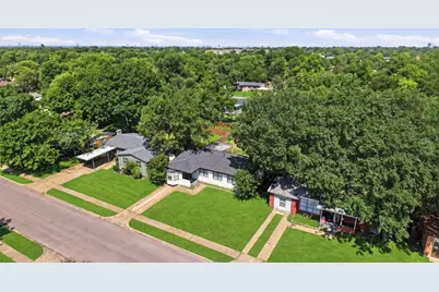 10915 Cotillion Drive, Dallas, TX 75228 - Photo 5