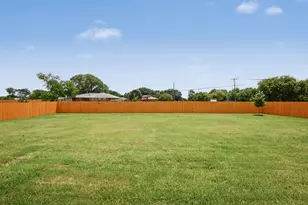 736 Candace Dr, DeSoto, TX 75115 - Photo 27