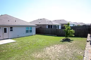 1416 Waggoner Dr, Aubrey, TX 76227 - Photo 31
