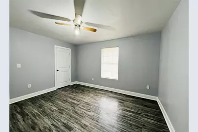 2621 E 12th Street, Fort Worth, TX 76111 - Photo 15