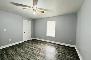 2621 E 12th St, Fort Worth, TX 76111 - Photo 15