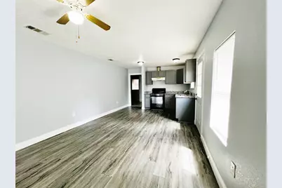 2621 E 12th Street, Fort Worth, TX 76111 - Photo 5