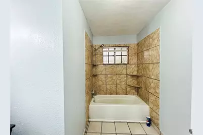 2621 E 12th Street, Fort Worth, TX 76111 - Photo 17