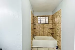 2621 E 12th St, Fort Worth, TX 76111 - Photo 17