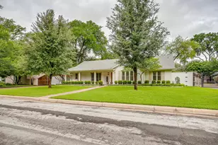 4208 Glenwood Dr, Fort Worth, TX 76109 - Photo 3