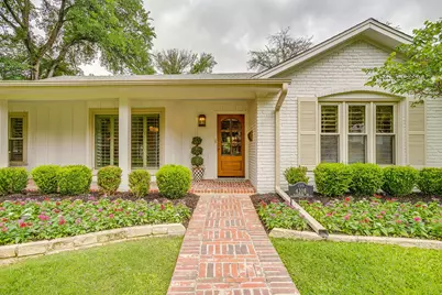 4208 Glenwood Drive, Fort Worth, TX 76109 - Photo 5