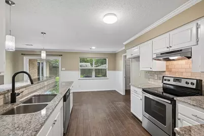 1707 Park Ridge Terrace, Arlington, TX 76012 - Photo 11