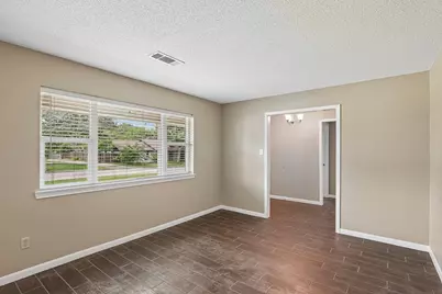 1707 Park Ridge Terrace, Arlington, TX 76012 - Photo 9