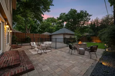 1119 N Winnetka Avenue, Dallas, TX 75208 - Photo 31