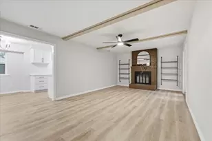5719 Enchanted Ln, Dallas, TX 75227 - Photo 13