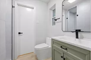 5719 Enchanted Ln, Dallas, TX 75227 - Photo 17
