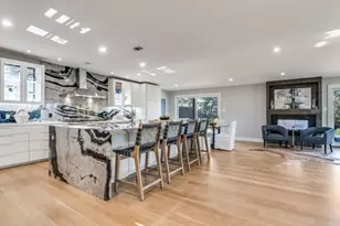 9755 Van Dyke Rd, Dallas, TX 75218 - Photo 15