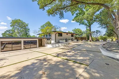 9755 Van Dyke Road, Dallas, TX 75218 - Photo 25