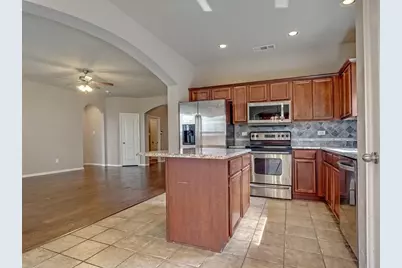 4561 Grassy Glen Drive, Fort Worth, TX 76244 - Photo 7