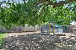4301 Jester Ct, North Richland Hills, TX 76180 - Photo 31