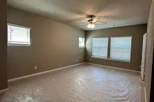 2525 Four Roses Dr, Lewisville, TX 75056 - Photo 13