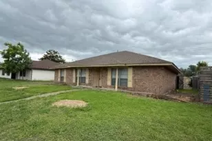 8813 Deerwood Dr, Rowlett, TX 75088 - Photo 3