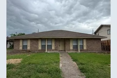 8813 Deerwood Drive, Rowlett, TX 75088 - Photo 1