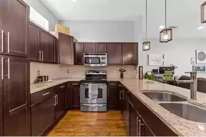 5711 Ross Avenue #9, Dallas, TX 75206 - Photo 3