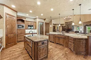 7 Hillview Ct, Hickory Creek, TX 75065 - Photo 7