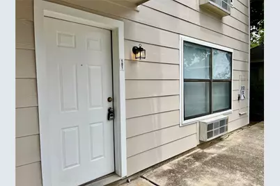 701 W Sycamore Street #101, Denton, TX 76201 - Photo 5