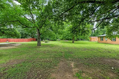 2406 Loy Lake Road, Denison, TX 75020 - Photo 21