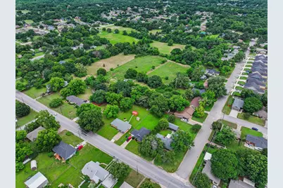2406 Loy Lake Road, Denison, TX 75020 - Photo 9