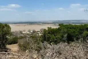 508 N 1st St, Cranfills Gap, TX 76637 - Photo 5