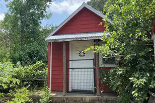 508 N 1st St, Cranfills Gap, TX 76637 - Photo 15