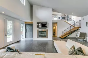 919 Knott Pl, Dallas, TX 75208 - Photo 3