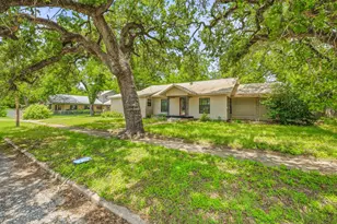 503 W Roberts St, Gorman, TX 76454 - Photo 3