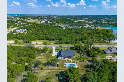 1146 Eagles Bluff Drive, Weatherford, TX 76087 - Photo 35