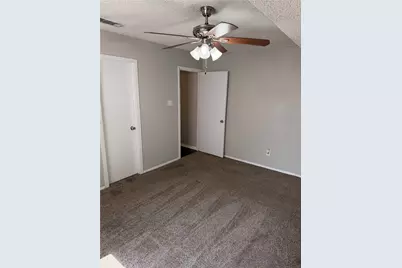 1005 Fairfax Court, Arlington, TX 76015 - Photo 11