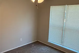 1005 Fairfax Ct, Arlington, TX 76015 - Photo 17
