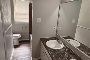 1005 Fairfax Ct, Arlington, TX 76015 - Photo 19
