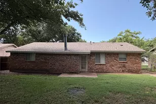 1005 Fairfax Ct, Arlington, TX 76015 - Photo 21