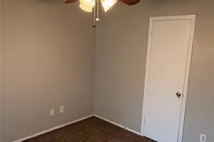 1005 Fairfax Ct, Arlington, TX 76015 - Photo 17