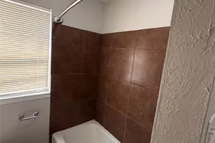 1005 Fairfax Ct, Arlington, TX 76015 - Photo 21