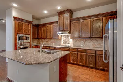 219 Knapford Station, Euless, TX 76040 - Photo 15