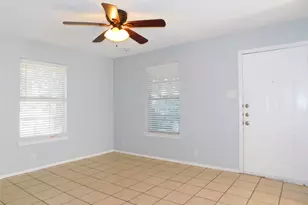 1114 E Mulberry St, Denton, TX 76205 - Photo 5