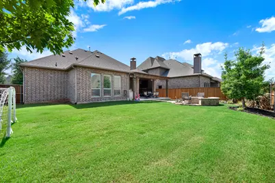 2248 Hidalgo Drive, Carrollton, TX 75010 - Photo 37
