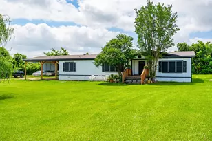 4626 E Renfro St, Alvarado, TX 76009 - Photo 1