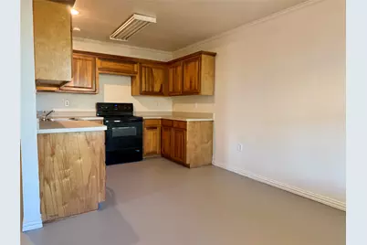 218 N 6th Street, Wills Point, TX 75169 - Photo 5