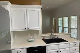 212 Toluca Trail, Hewitt, TX 76643 - Photo 11