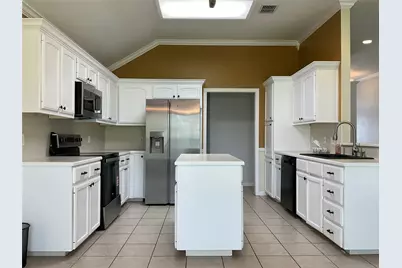 212 Toluca Trail, Hewitt, TX 76643 - Photo 9