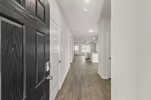10632 Stag Ln, Fort Worth, TX 76036 - Photo 3
