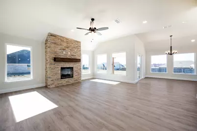 104 Ranchview, Valley View, TX 76272 - Photo 5