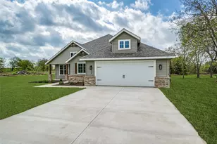 104 Ranchview, Valley View, TX 76272 - Photo 3