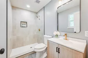 2729 Lockhart Ave, Dallas, TX 75228 - Photo 13