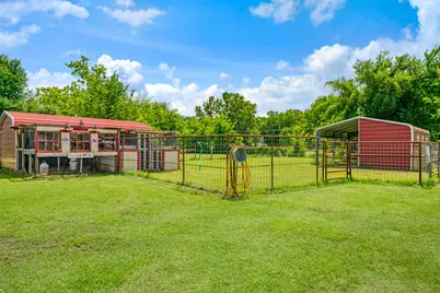 735 1st Street SW, Detroit, TX 75436 - Photo 23